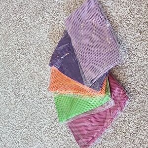 5 new in packaging cooling towels